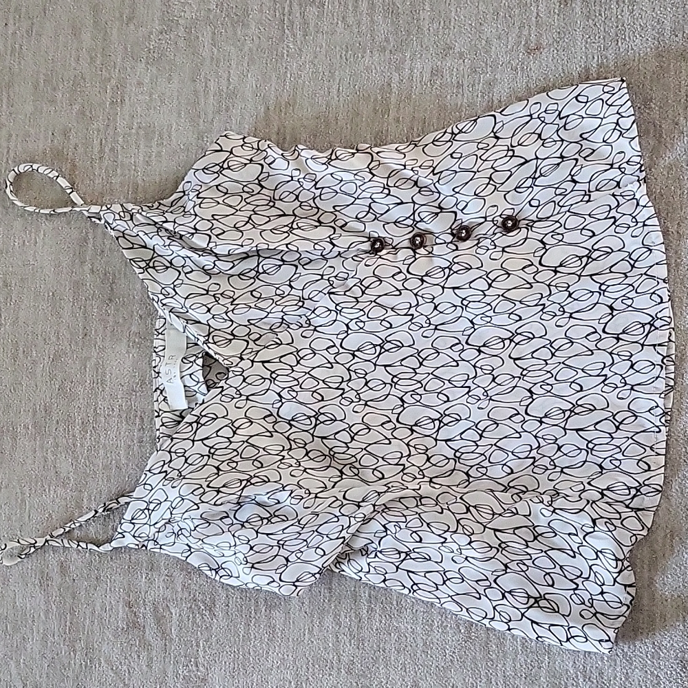Women's blouse medium